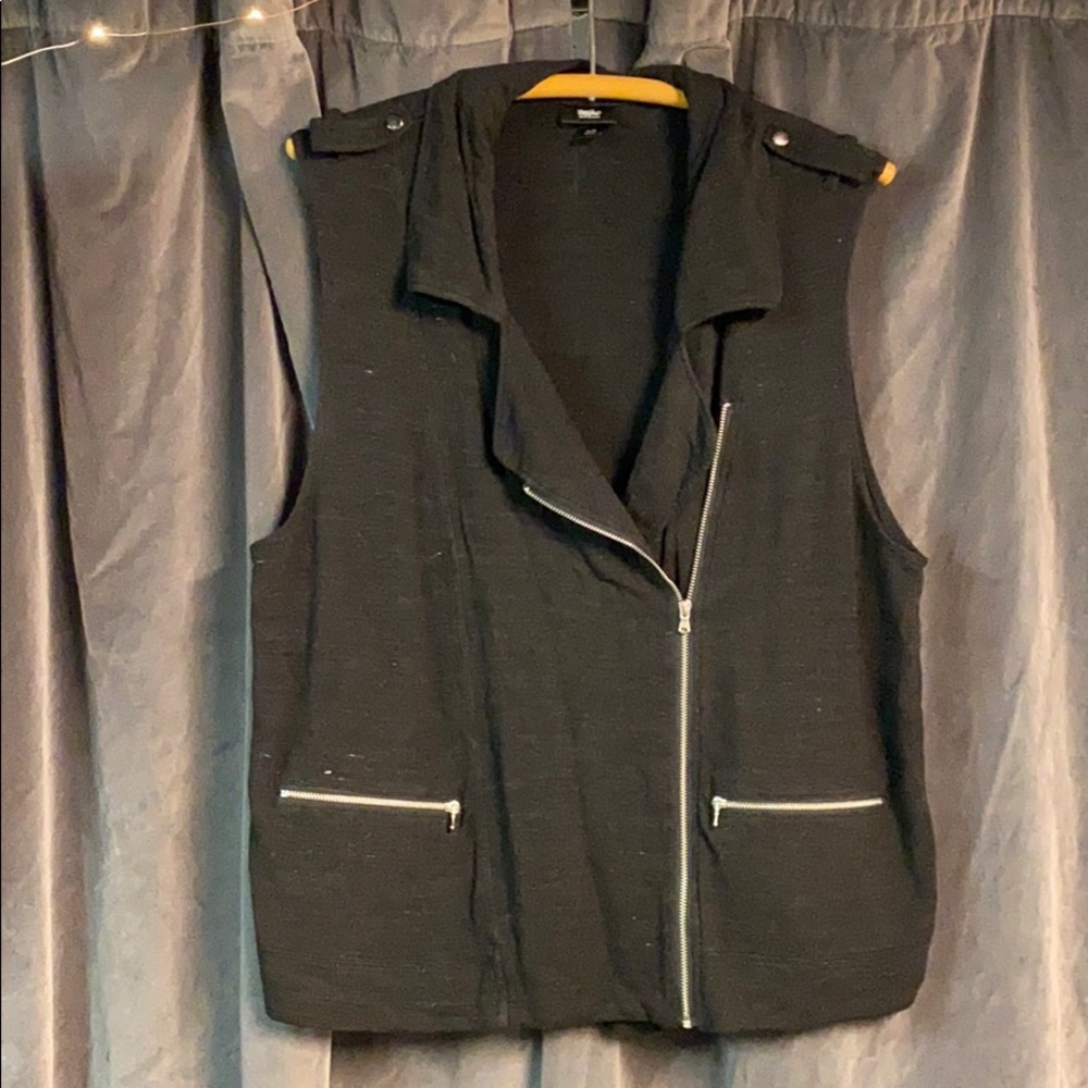 Mossimo Vest XL